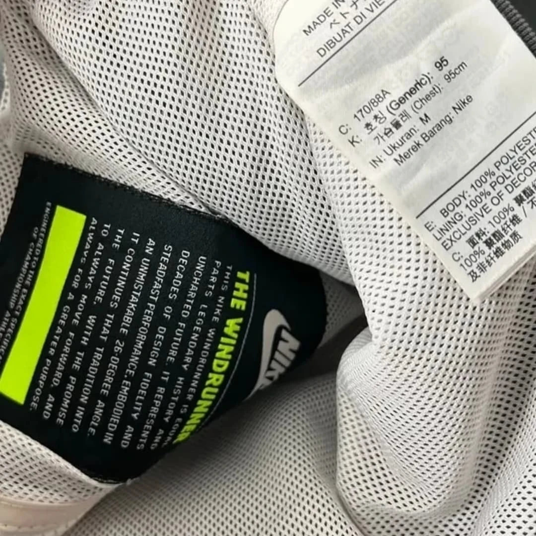 Nike Baylor AI Tech Windbreaker